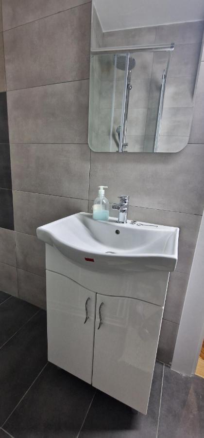 New Jamon Apartman Újvidék Kültér fotó