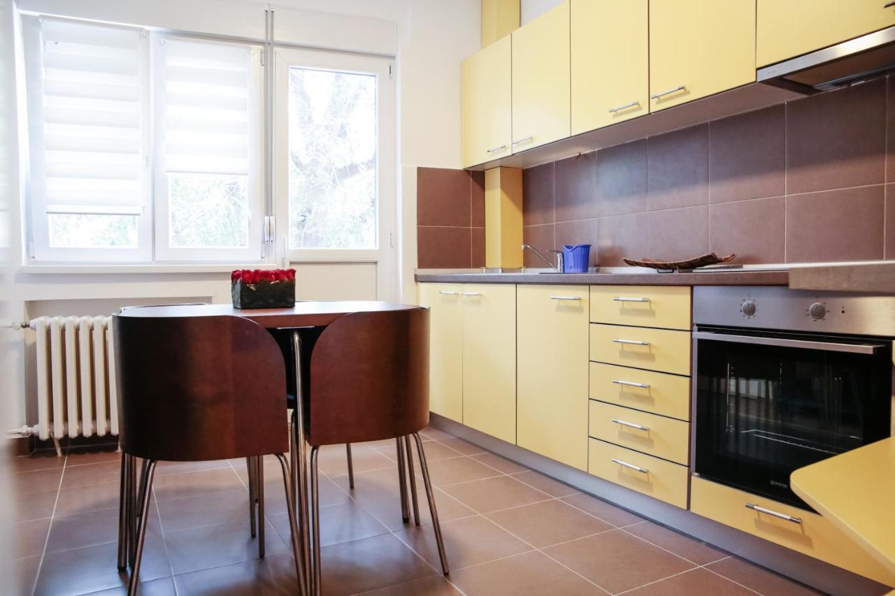 New Jamon Apartman Újvidék Kültér fotó